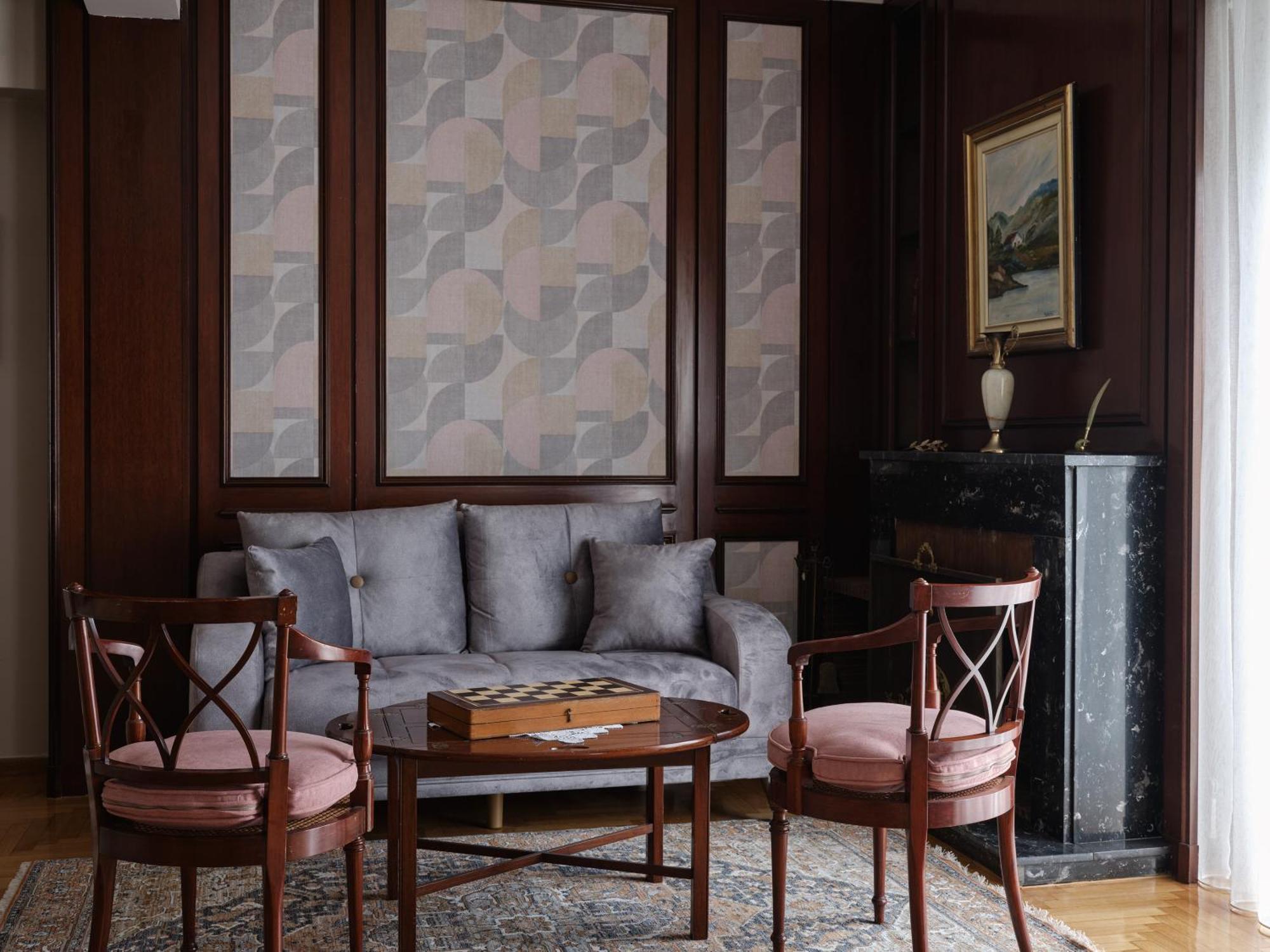 Apartment Stunning-classical 2bd Penthouse Athens
